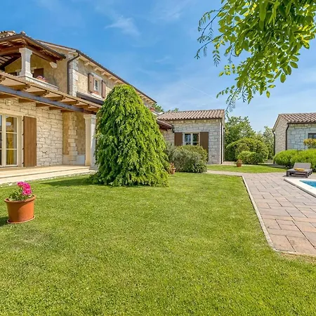 Stancija Martina * Kringa