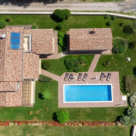 Stancija Martina וילה Kringa